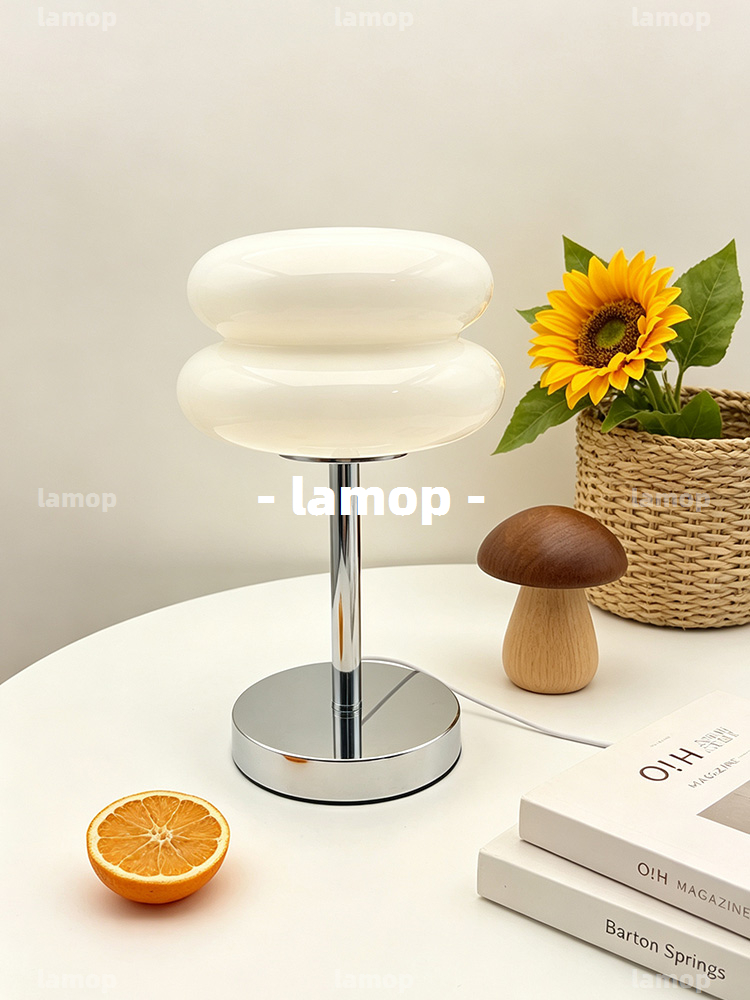 Bauhaus Cream‑Globe Table Lamp - đánh giá và giá Lighting Decor Room